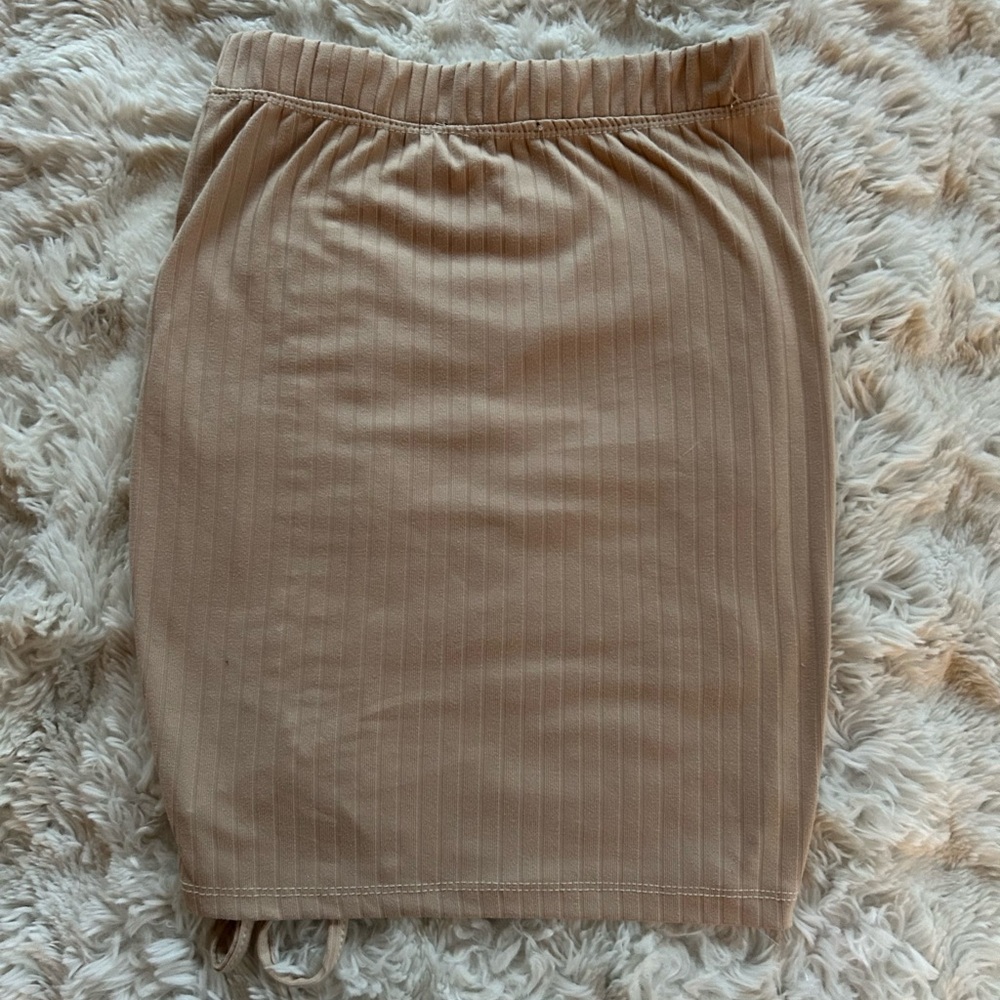 Tan Ribbed Mini Skirt - Picture 2 of 3